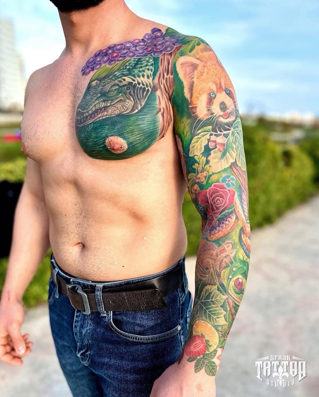 Color wildlife sleeve and chest piece